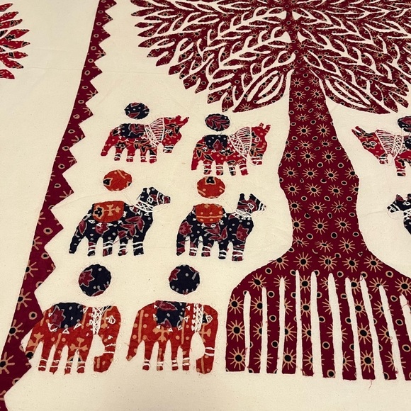 HANDCRAFTED BLOCK PRINT APPLIQUÉ TREE OF LIFE BED COVERLET TEXTILE WALL HANGING - Picture 8 of 16